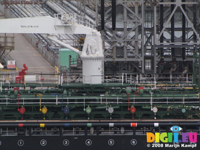 SX01167 Colour coded connectors on oil tanker rig